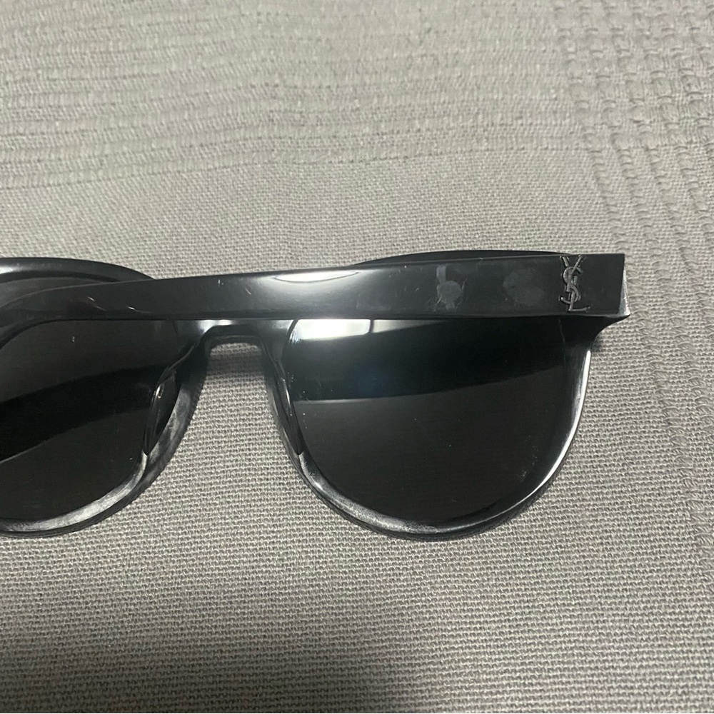Saint Laurent Sunglasses *DAMAGED” - Picture 7 of 9